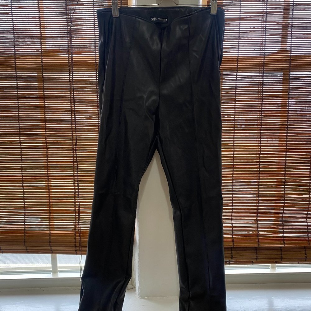 Never Before Worn Zara Leather Pants Size L with ankle zipper